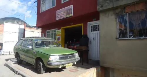 TAPICERIA AUTOMOTRIZ CALLE 37A SUR 3 CON 23 TAPICERIA AUTOMOTRIZ CALLE 37A SUR 3 CON 23
